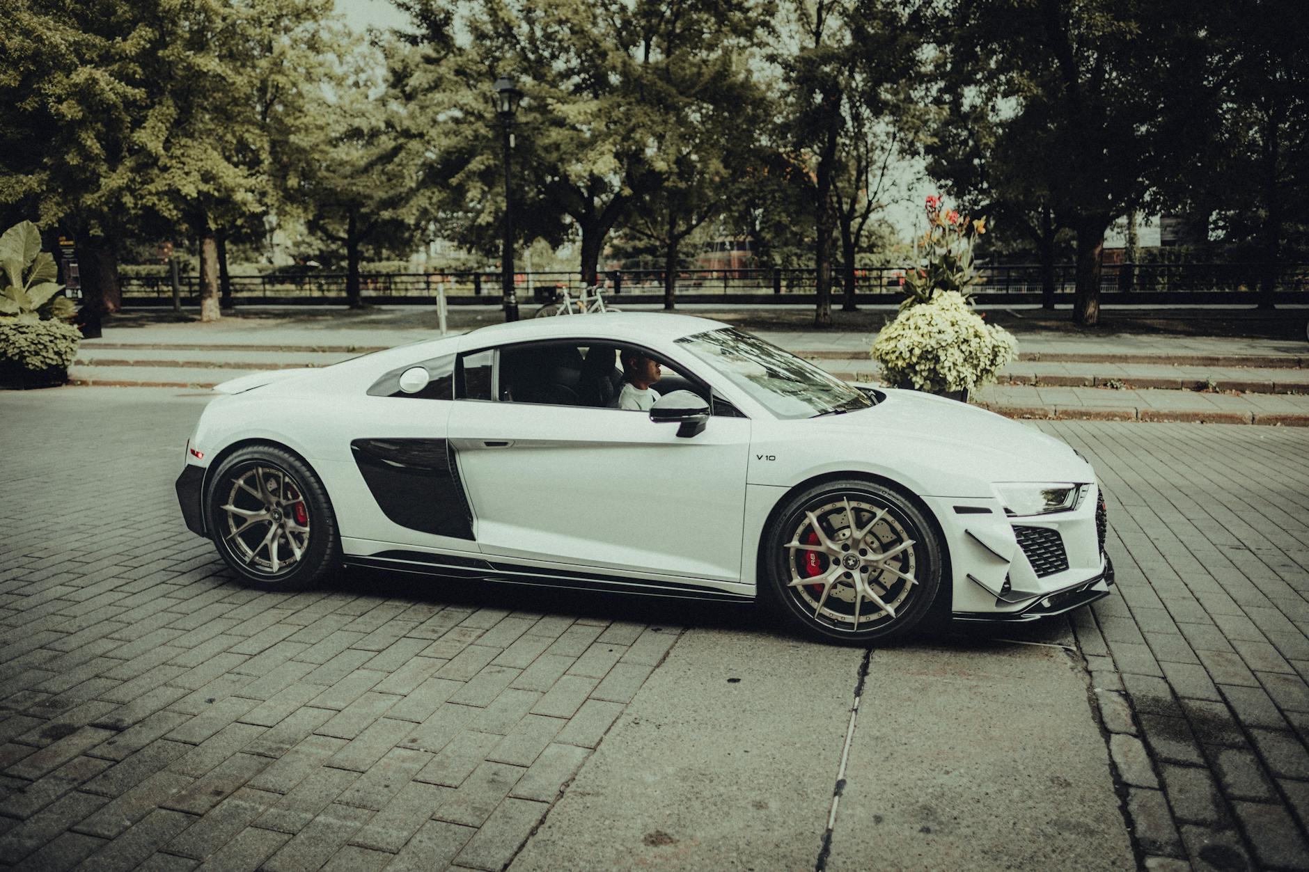 2023 Audi R8 gallery image