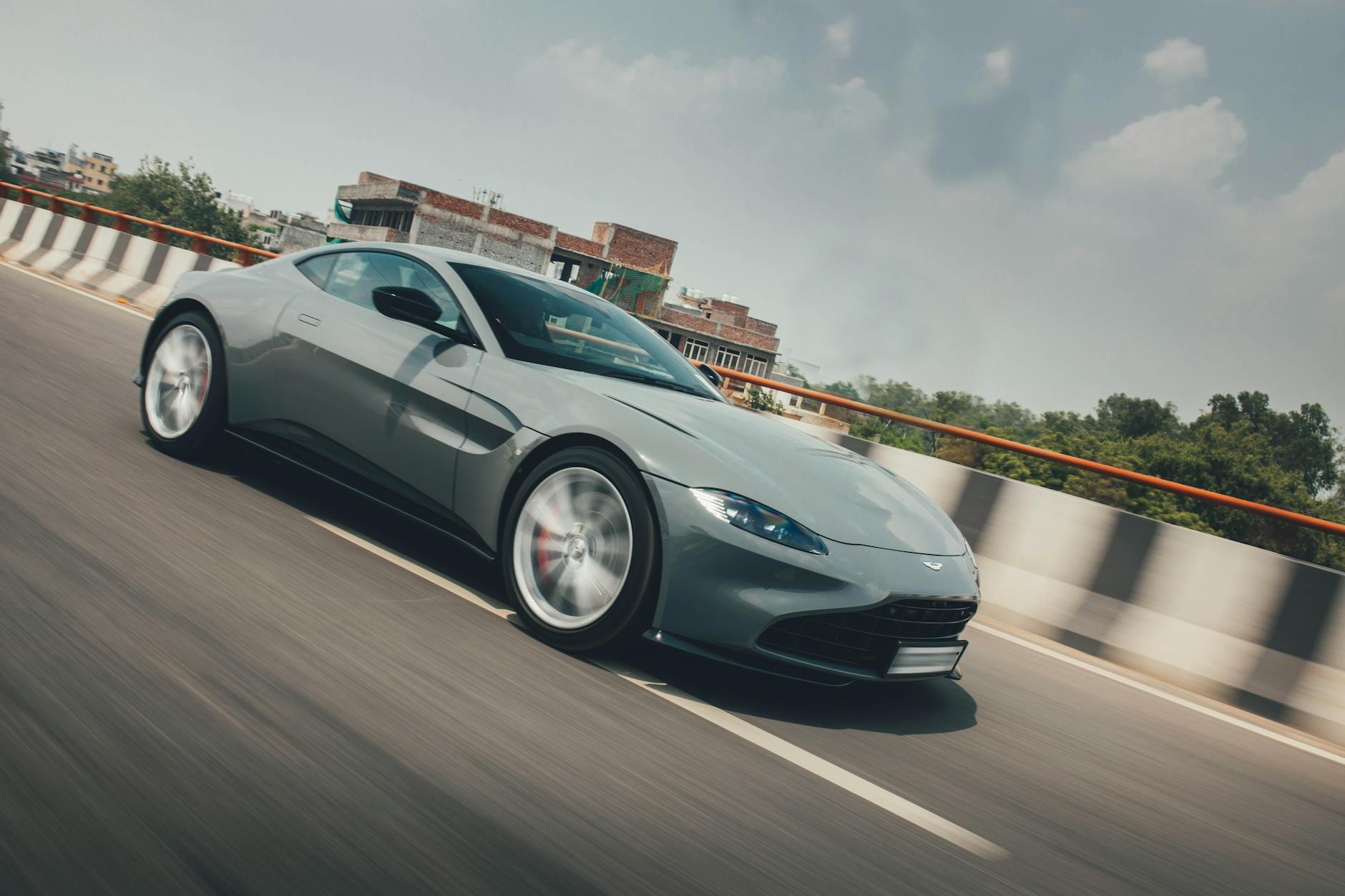 2020 Audri Vantage gallery image