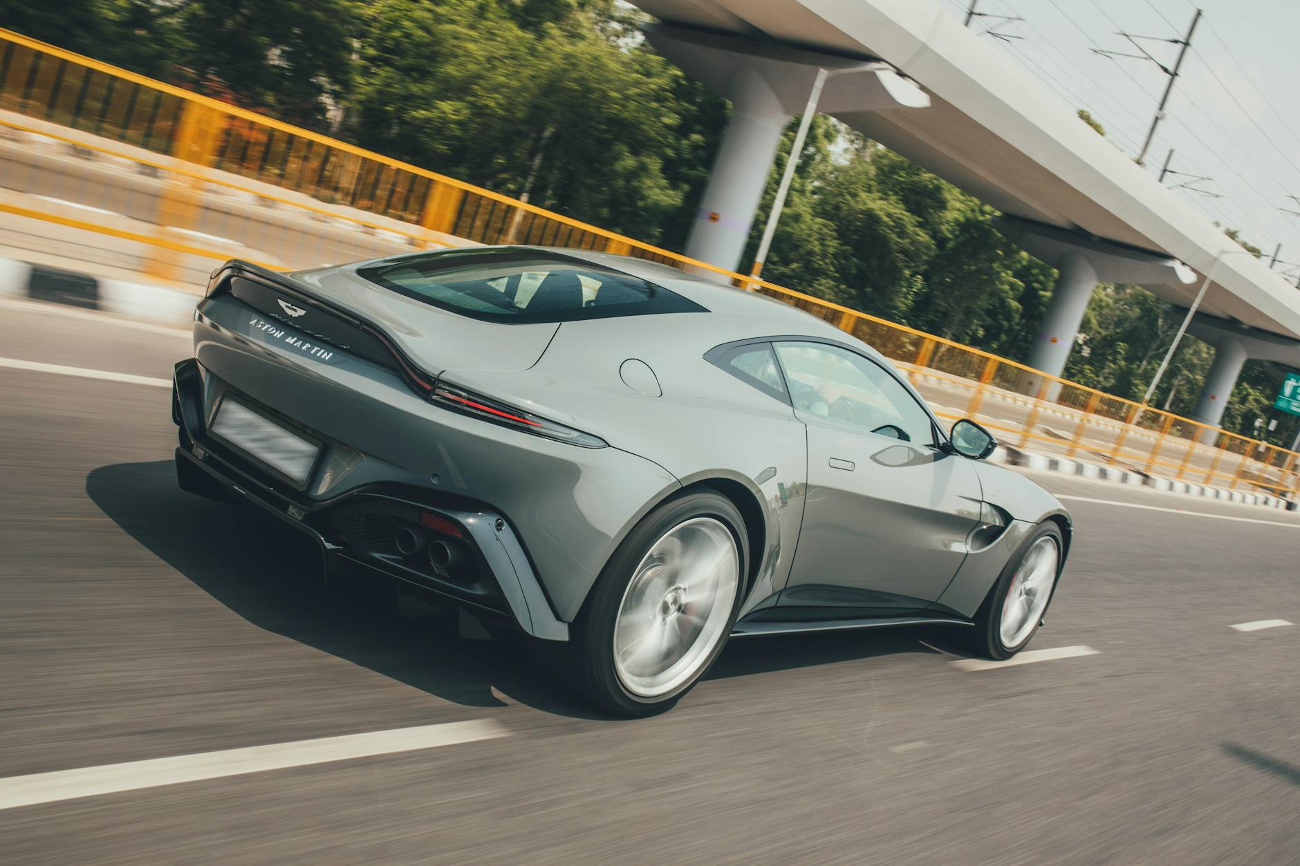 2020 Audri Vantage gallery image